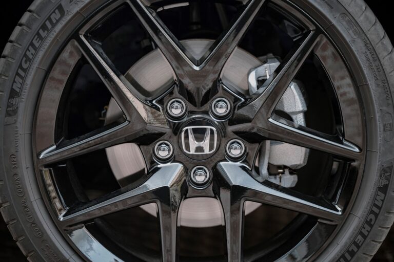 Honda Civic e:HEV: guarda le foto della presentazione internazionale