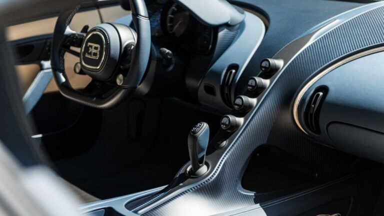 Bugatti Chiron L'Ebé: le immagini
