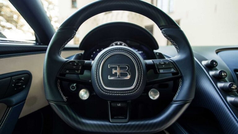 Bugatti Chiron L'Ebé: le immagini