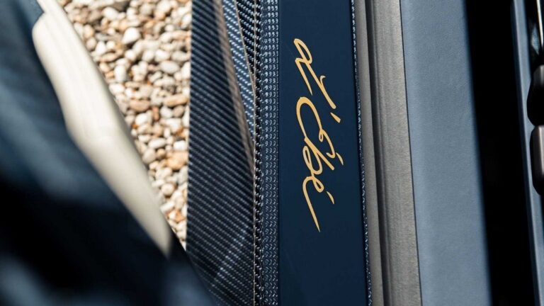 Bugatti Chiron L'Ebé: le immagini
