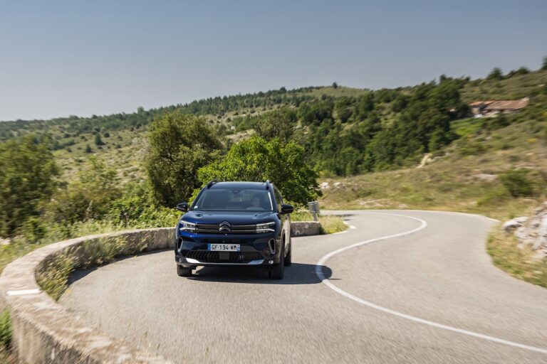 Citroen C5 Aircross: ha più carattere e il listino parte da 29.700 euro