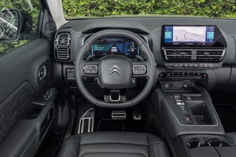 Citroen C5 Aircross: ha più carattere e il listino parte da 29.700 euro