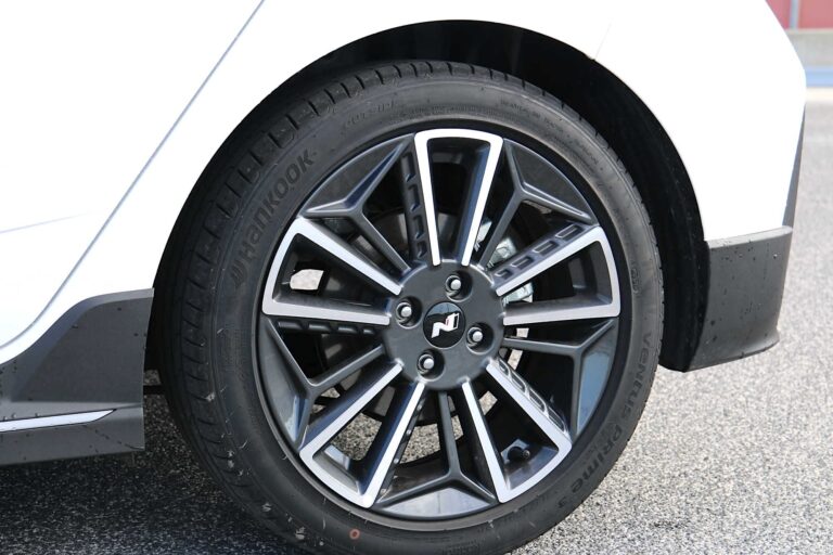 Hyundai i20 N Line 1.0 T-GDI: test drive