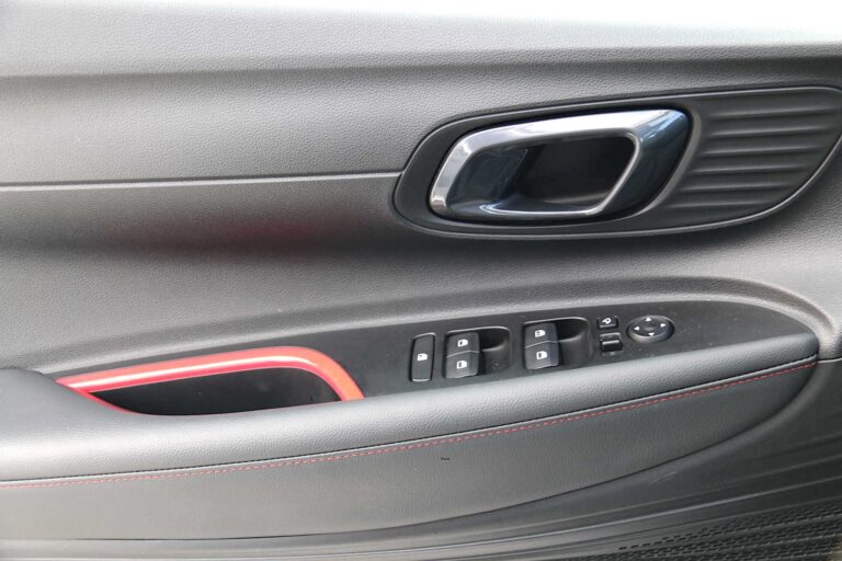Hyundai i20 N Line 1.0 T-GDI: test drive