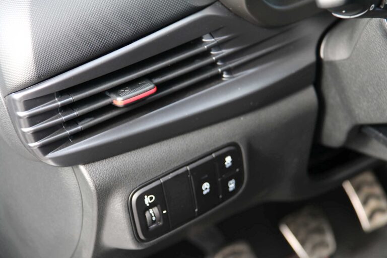 Hyundai i20 N Line 1.0 T-GDI: test drive