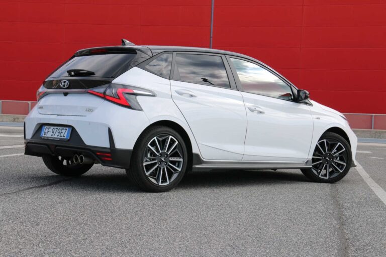 Hyundai i20 N Line 1.0 T-GDI: test drive