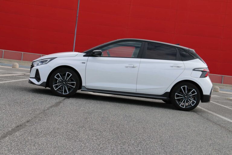Hyundai i20 N Line 1.0 T-GDI: test drive