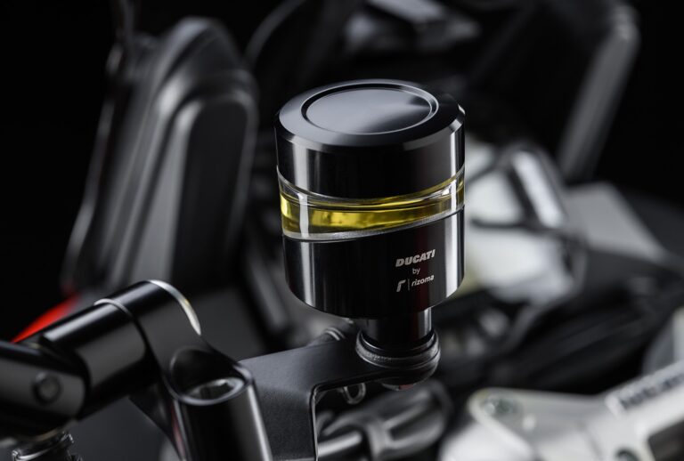 Ducati Multistrada V2, nuovi accessori