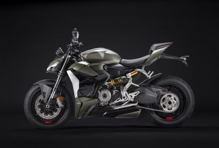 Ducati Streetfighter V2: la tinta Storm Green