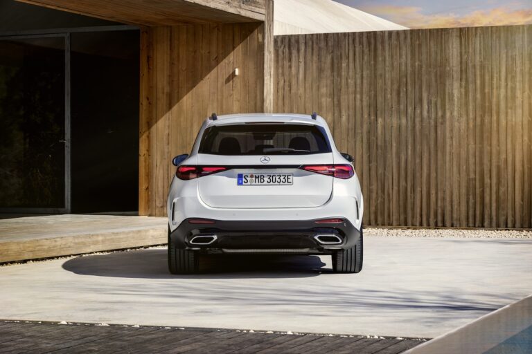 Mercedes GLC 2022: immagini ufficiali