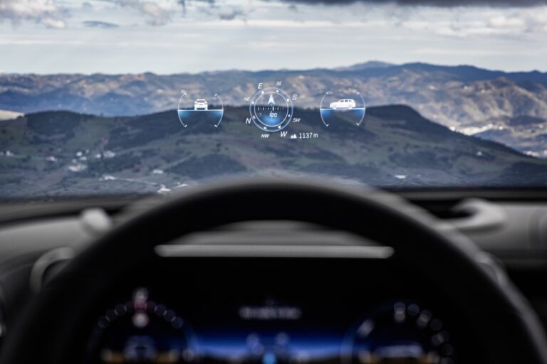 Mercedes GLC 2022: immagini ufficiali