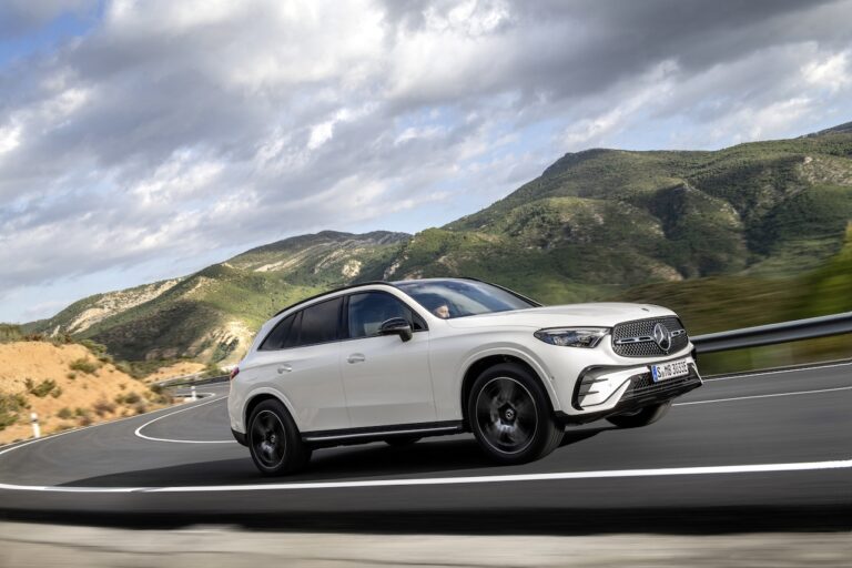 Mercedes GLC 2022: immagini ufficiali