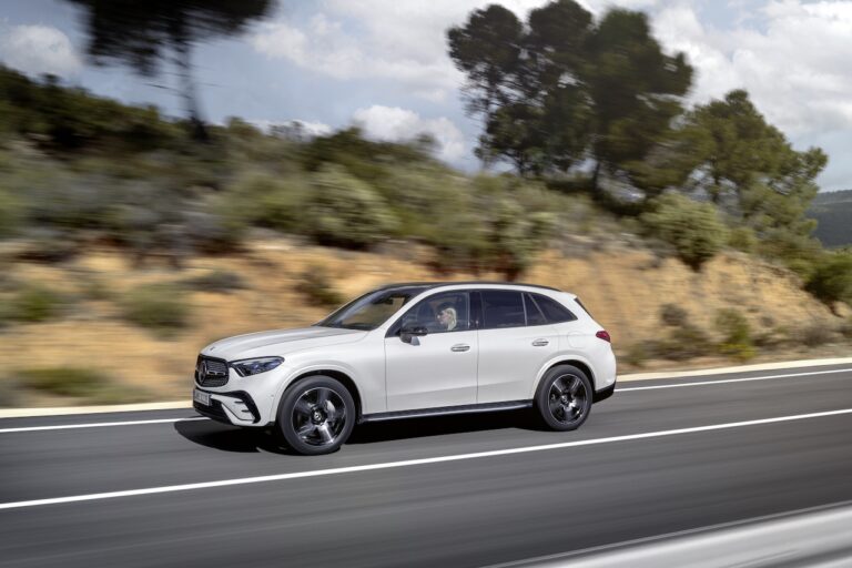 Mercedes GLC 2022: immagini ufficiali