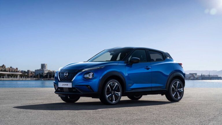 Nissan Juke Hybrid: immagini ufficiali