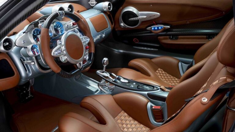 Pagani Huayra Codalunga: le immagini