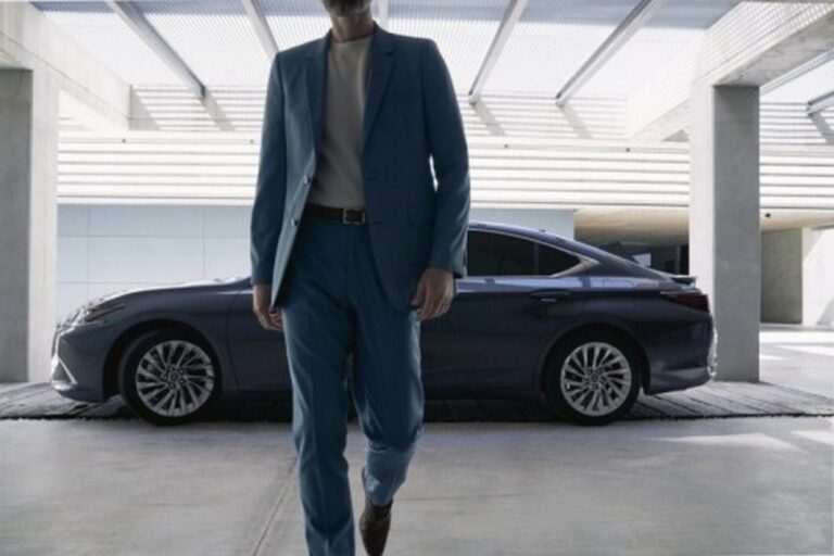 Lexus ES MY 2023: le immagini