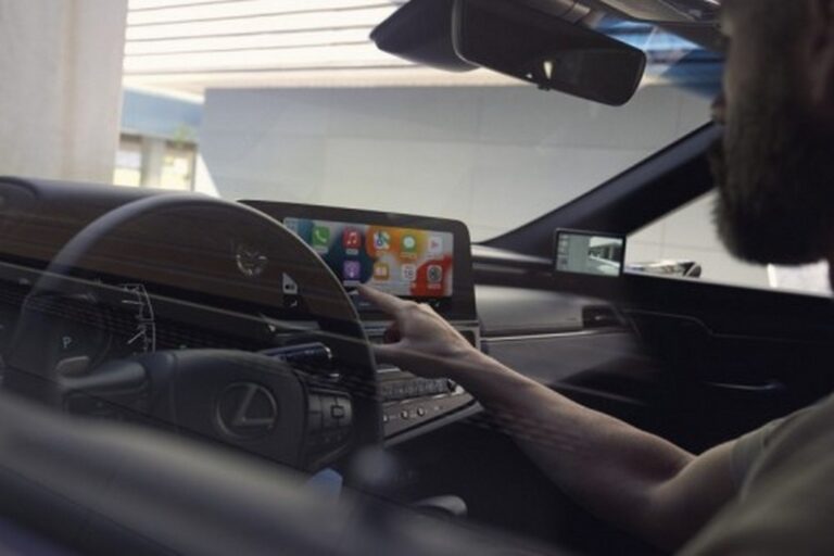 Lexus ES MY 2023: le immagini