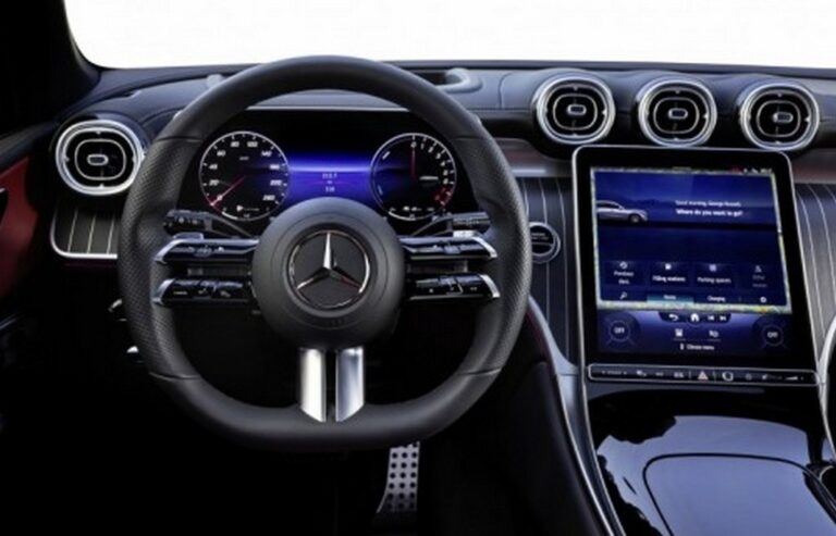 Mercedes-Benz GLC 2022: le immagini