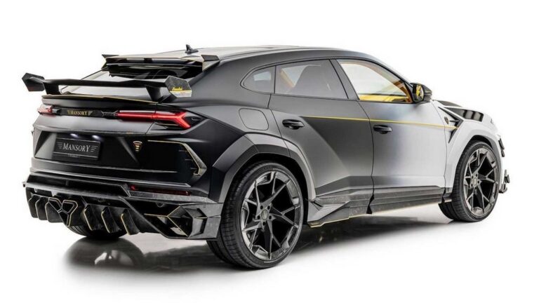 Lamborghini Urus by Mansory