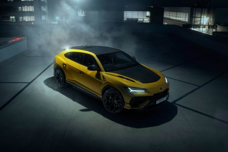 Lamborghini Urus Performante: immagini ufficiali