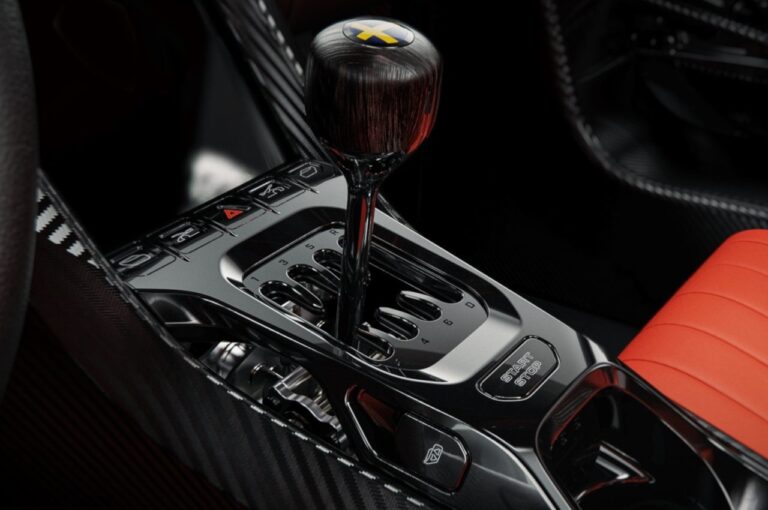 Koenigsegg CC850 2023: immagini ufficiali