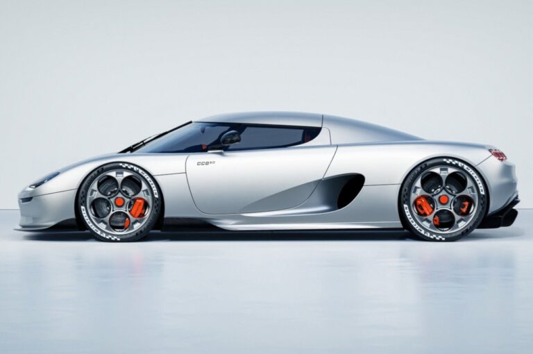 Koenigsegg CC850 2023: immagini ufficiali