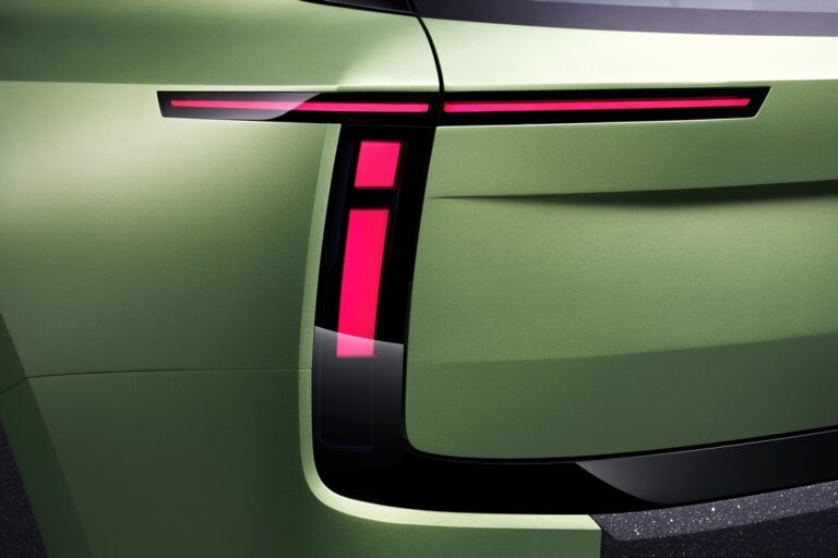 Skoda Vision 7S: le immagini del concept