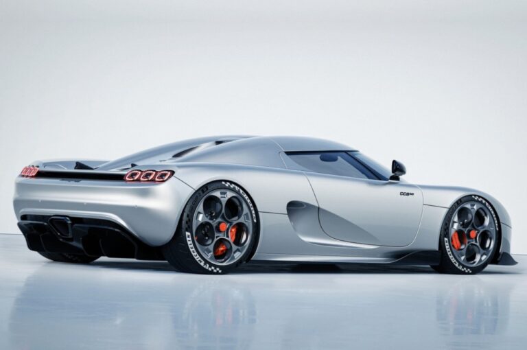 Koenigsegg CC850 2023: immagini ufficiali