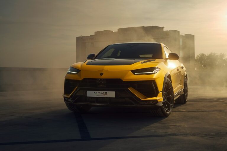 Lamborghini Urus Performante: immagini ufficiali