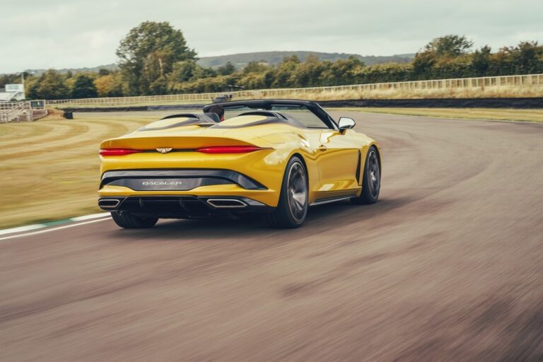 Bentley Bacalar: le immagini