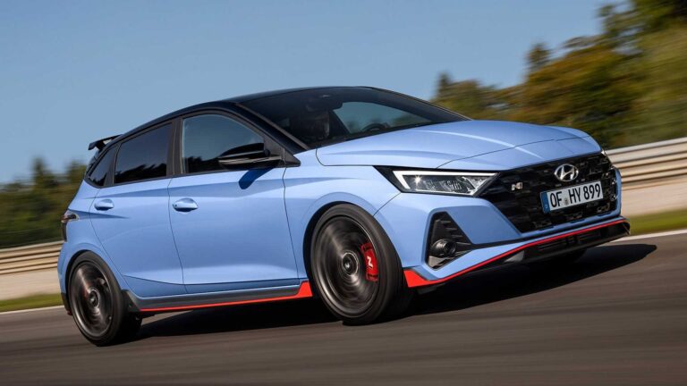 Ford Fiesta ST e le sue avversarie: le immagini
