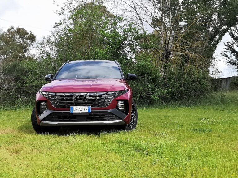 Hyundai Tucson 2022: le immagini