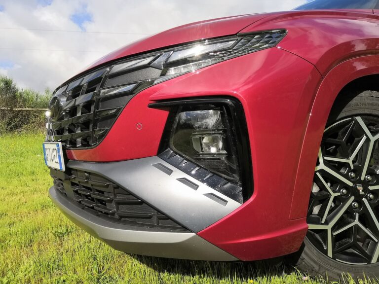 Hyundai Tucson 2022: le immagini