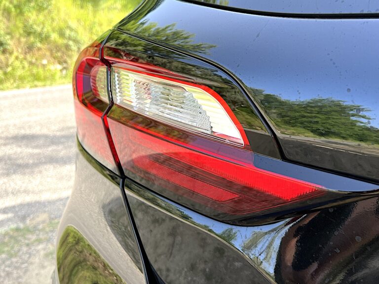 Ford Fiesta ST 2022: le immagini