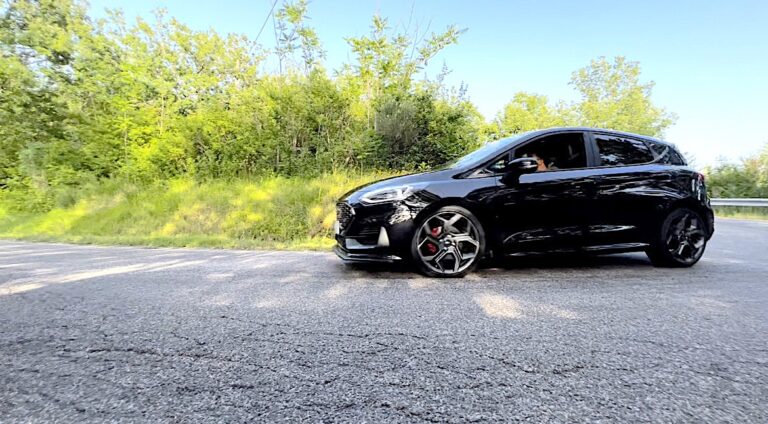Ford Fiesta ST 2022: le immagini