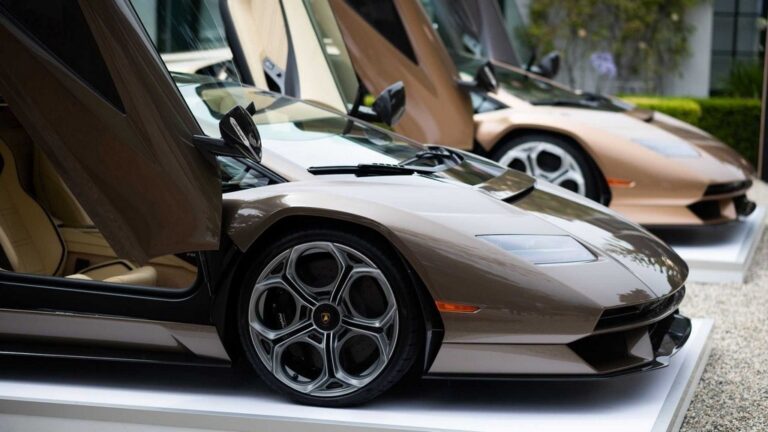Lamborghini Countach LPI 800-4 a Monterey