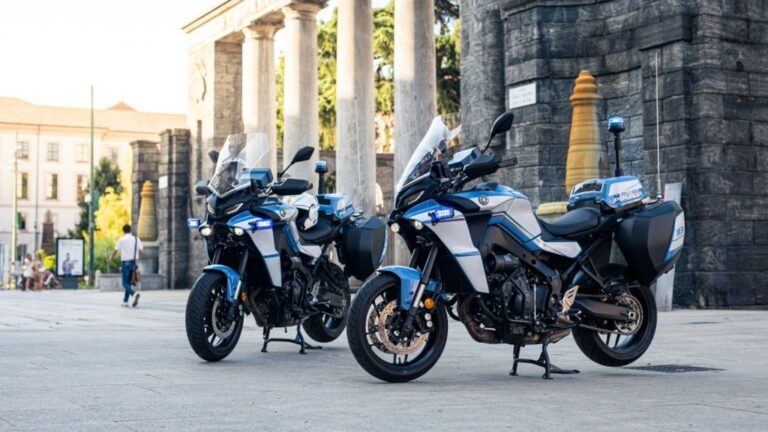 Yamaha Tracer 9 della Polizia di Stato