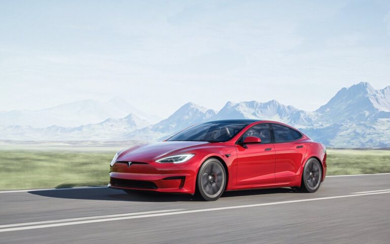 Tesla Model S 2021: immagini ufficiali