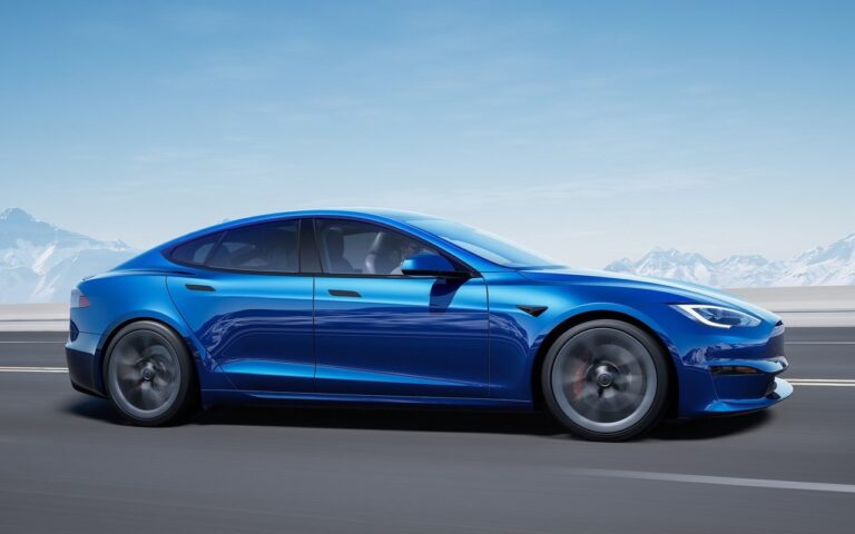 Tesla Model S 2021: immagini ufficiali