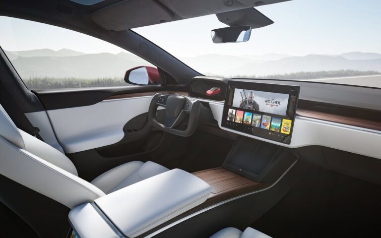 Tesla Model S 2021: immagini ufficiali