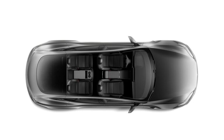 Tesla Model S 2021: immagini ufficiali