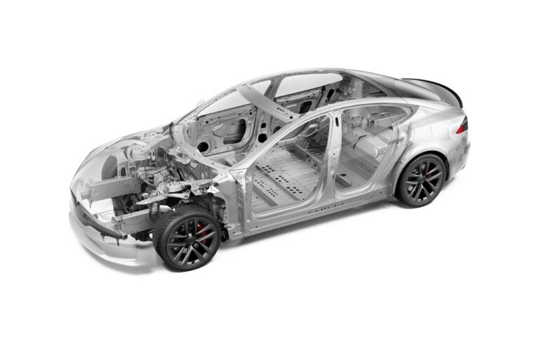 Tesla Model S 2021: immagini ufficiali