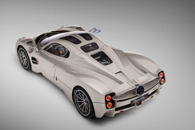 Pagani Utopia: immagini ufficiali