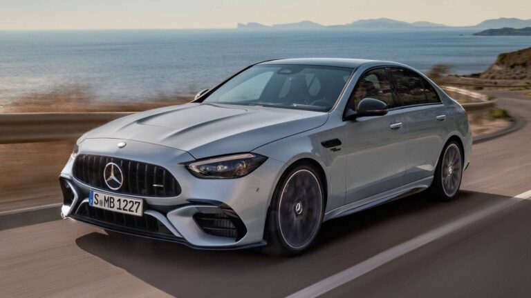 Mercedes C 63 AMG