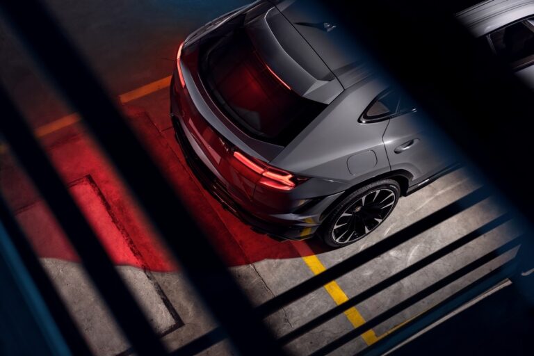 Lamborghini Urus S: immagini ufficiali