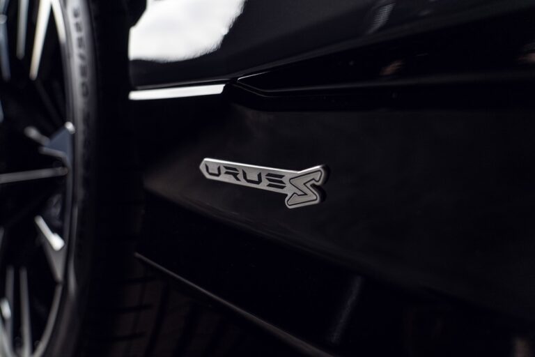 Lamborghini Urus S: immagini ufficiali