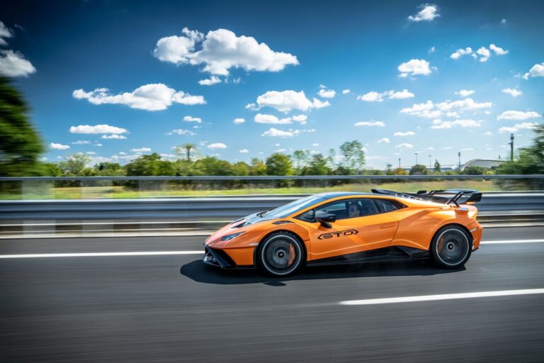 Lamborghini Huràcan STO: le immagini del viaggio al Red Bull Ring