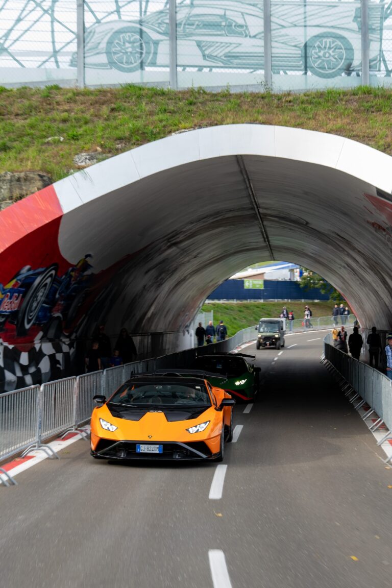Lamborghini Huràcan STO: le immagini del viaggio al Red Bull Ring