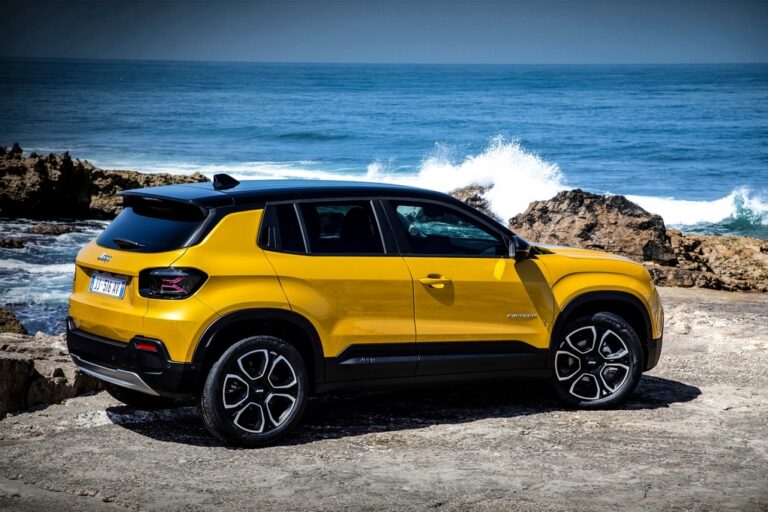 Jeep: i prossimi modelli elettrificati