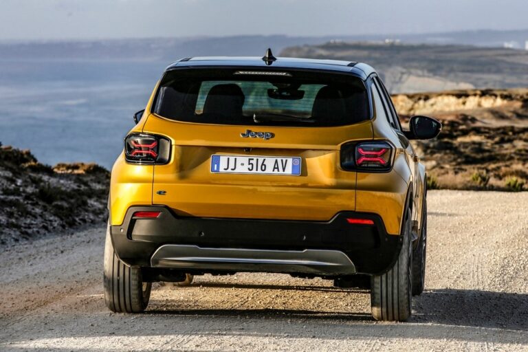 Jeep: i prossimi modelli elettrificati